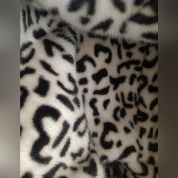 ADRIENNE LANDAU Reversible Faux Fur Hooded Vest Black / Animal $295 - Picture 13 of 15